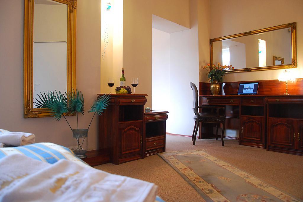 Old Time Hotel Krakow Phòng bức ảnh